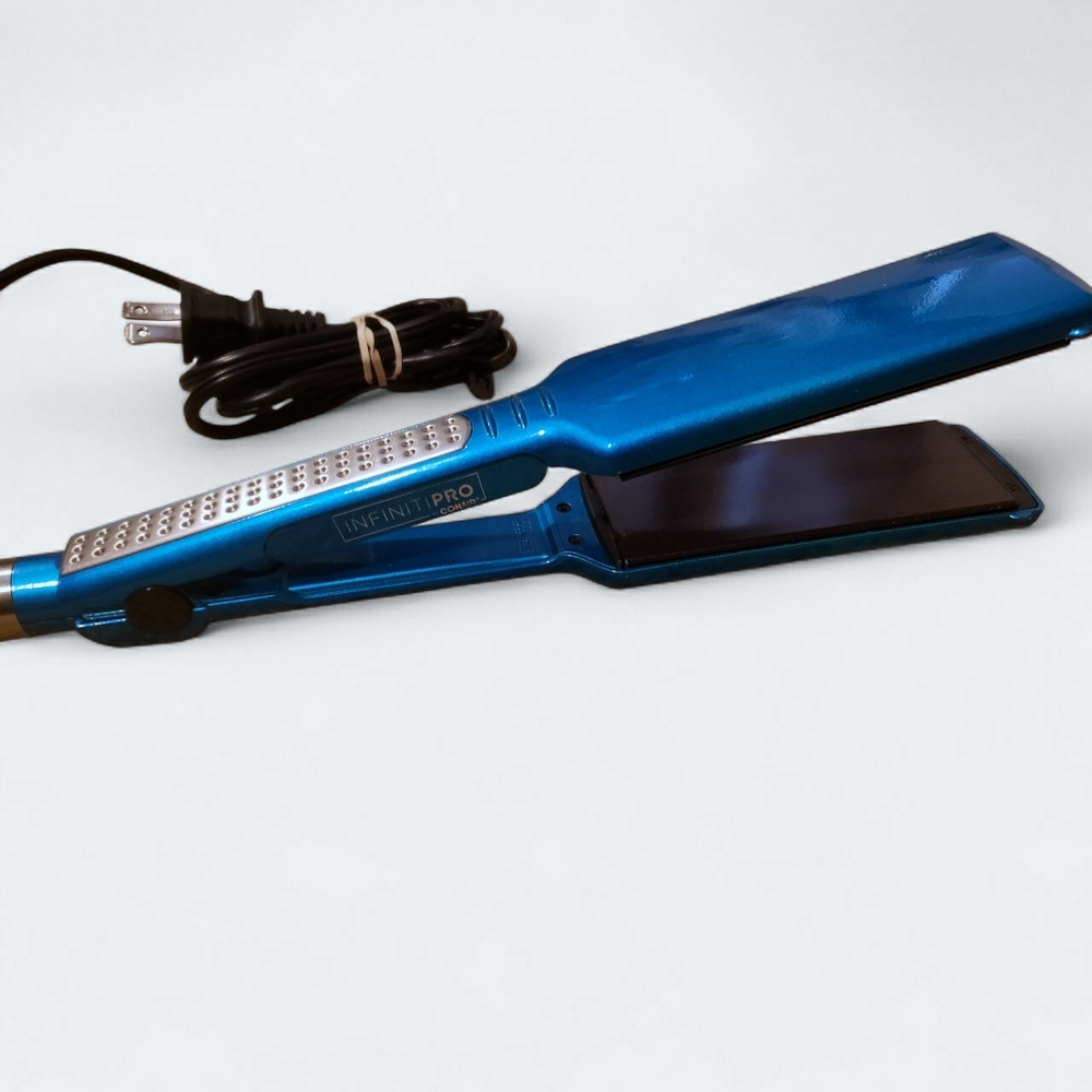 INFINITI PRO Ceramic Flat Iron Hair Straightener Blue Women's Hair Styling Tool